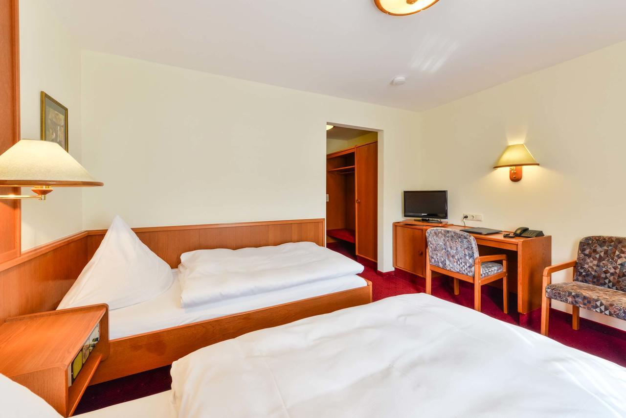 Hotel Sixt Rohr in Niederbayern Exterior photo